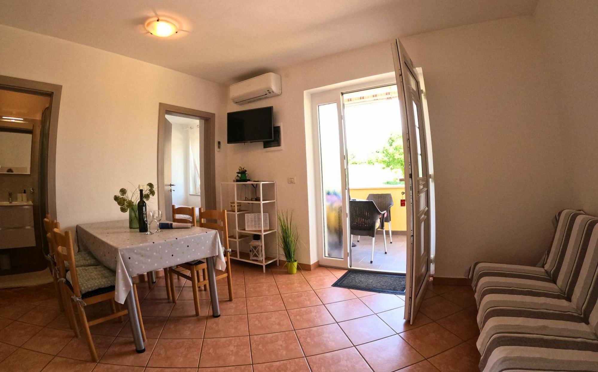 Apartments Goltes Lovrečica 外观 照片