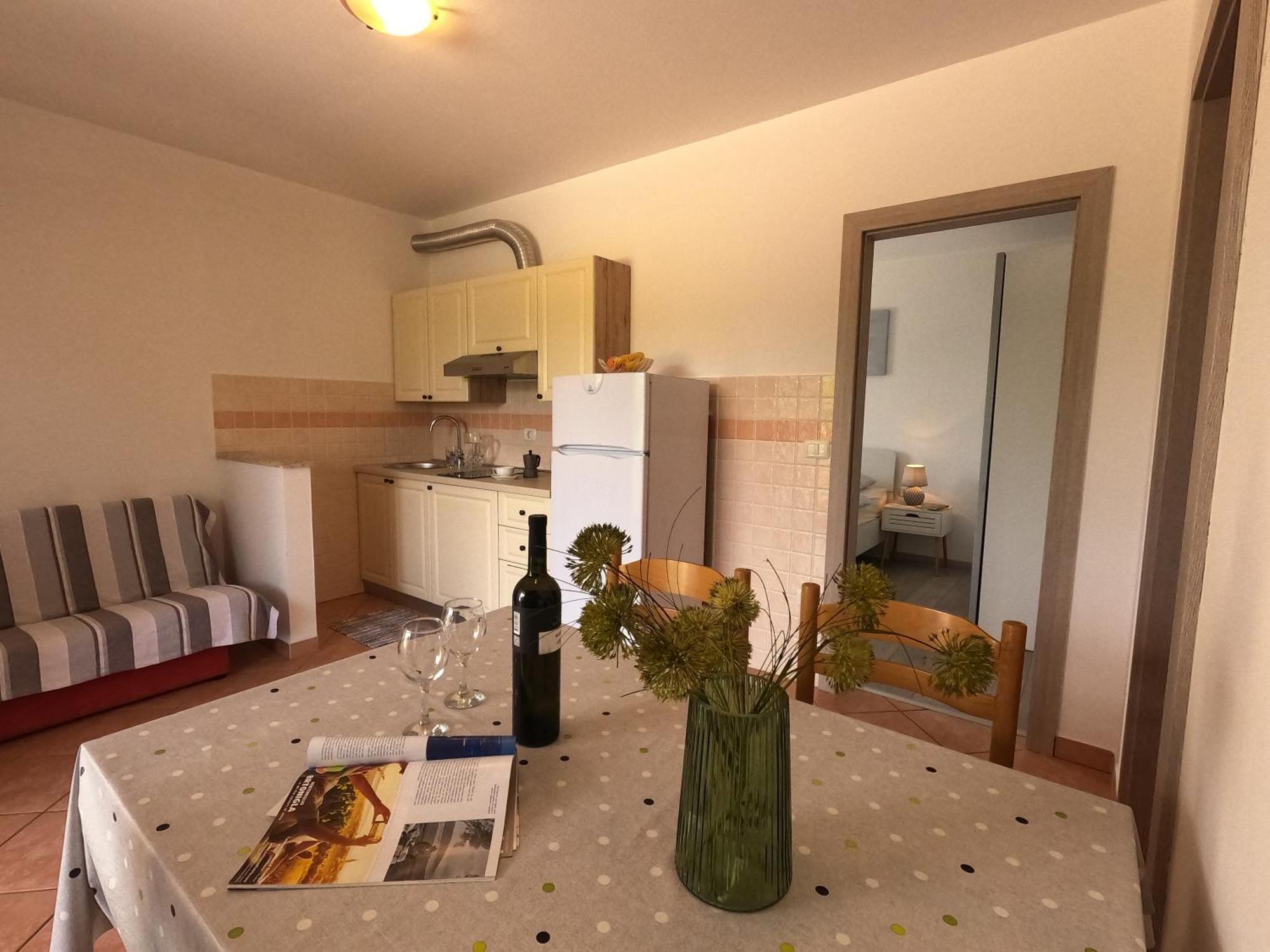 Apartments Goltes Lovrečica 外观 照片